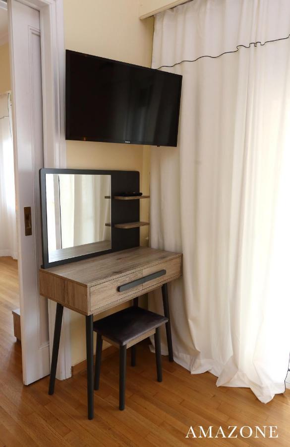 Melma Properties-Amazone-Premium Apartment In Piraeus Center Bagian luar foto